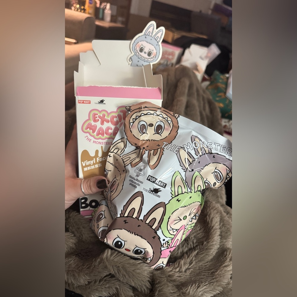 Sea Salt Coconut - POP MART Exciting Macaron LABUBU - CONFIRMED AUTHENTIC